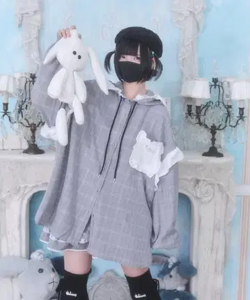 Whinny 바브미로 야바미인 후드 셔츠 프릴 스커트 세트