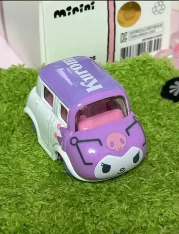 쿠로미 미니카 보라색과 화이트 토미카 산리오 쿠로미