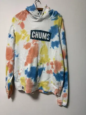 CHUMS 타이 다이 후드티 참스