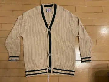 SON OFTHE CHEESE 크림색 V넥 가디건