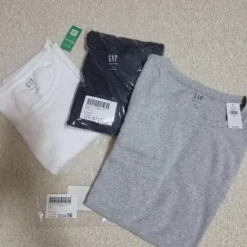 GAP 모던 크루넥 T셔츠 3