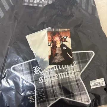 타네츠나 SPINNS 롱T (스타) 치바 유나 트레카세트