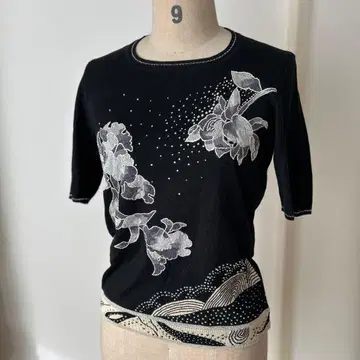 레오나르 면실크 썸머 니트 M 새상품급