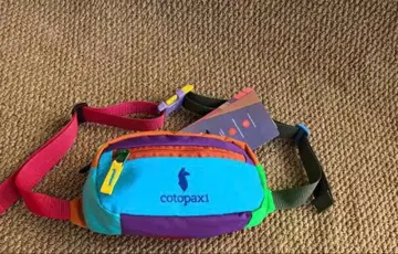 cotopaxi 블루 웨스트 파우치 크로스바디백