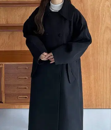 블랙 더블 버튼 롱 코트