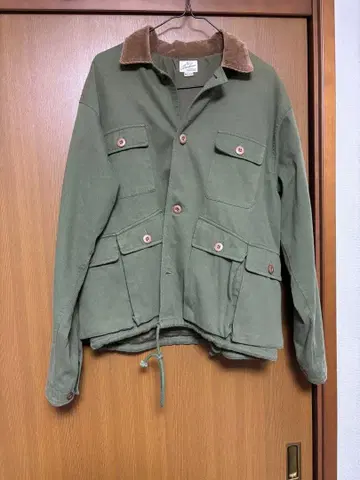 올리브색 코튼 자켓 backers