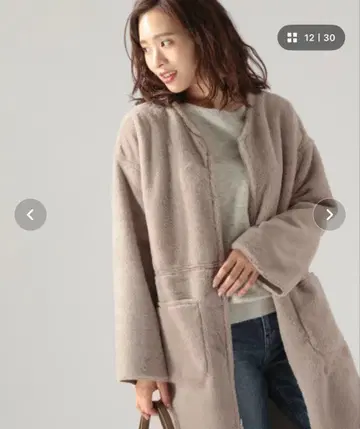 베이플로우 페이크 무스탕 리버서블 코트