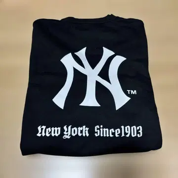 가격 인하 새상품 MLB 뉴욕 양키스 트레이닝복 M 사이즈 속기모