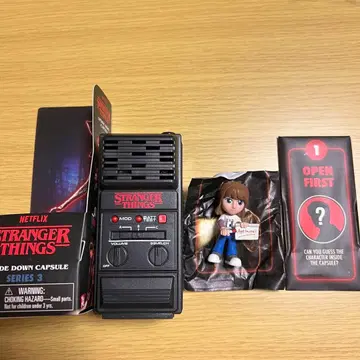 YuMe STRANGER THINGS 시리즈 3 [ 로빈 ]