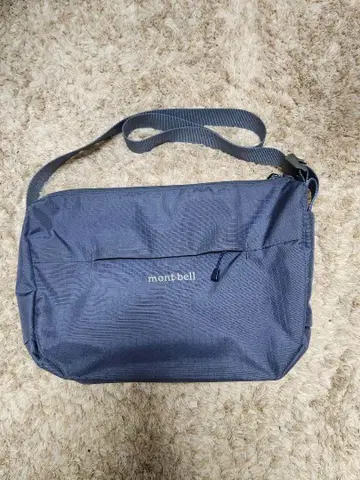 몽벨 베르니나 숄더백 스카이블루