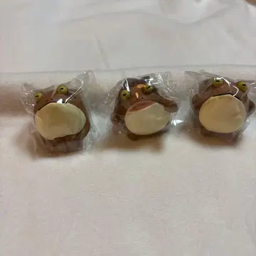 개구리 피규어 3개 세트 베이지