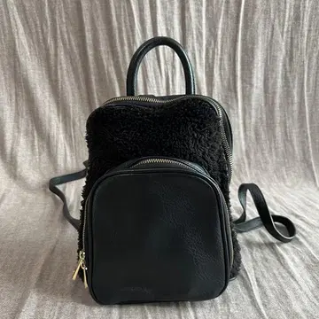 블랙 퍼 백팩 복슬복슬