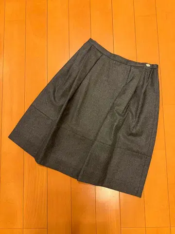 폭시 플레어 스커트 울 소재 그레이 40