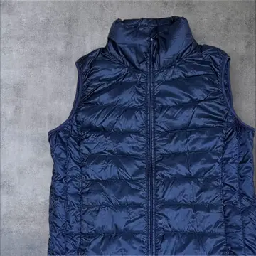 유니클로 UNIQLO 울트라 라이트 다운 자켓 베스트