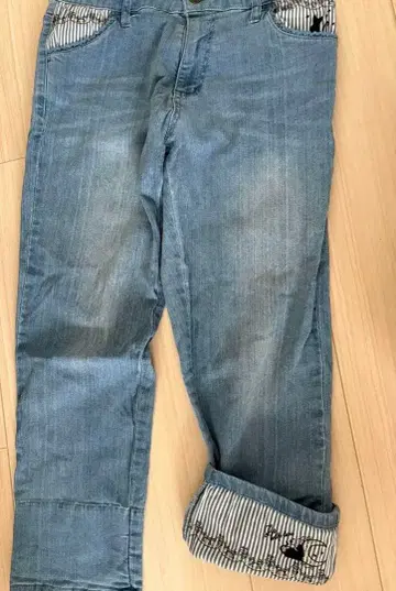 스트레이트 데님 라이트 블루 고양이