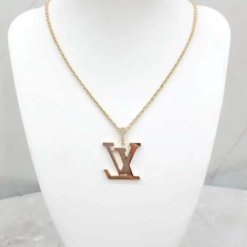 루이비통 LV 다이아 옐로우골드 라지 펜던트 목걸이 Q93848 사진 5