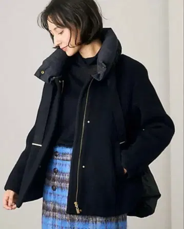 아나이 절개 다운 숏 코트 완판템 도킹 블랙