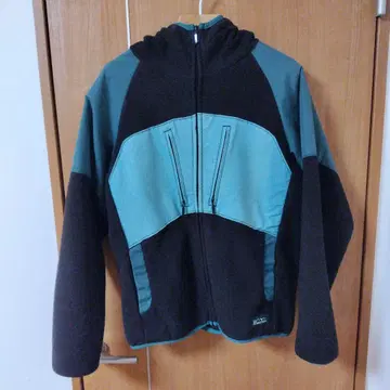 MANASTASH 플리스 자켓 블랙/그린