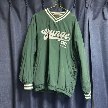 그런지 스타일 그린 나일론 자켓