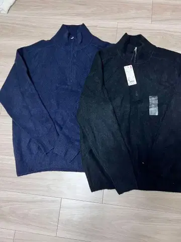 UNIQLO and JWA 수플레얀 하프 지퍼 스웨터 블랙 네이비