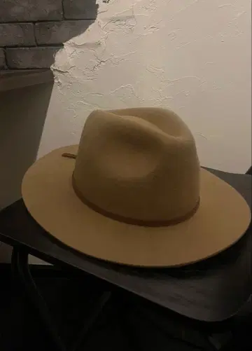 BRIXTON 울 소재 베이지 펠트 햇