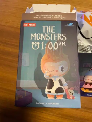 POP MART THE MONSTERS 01:00 A.M.