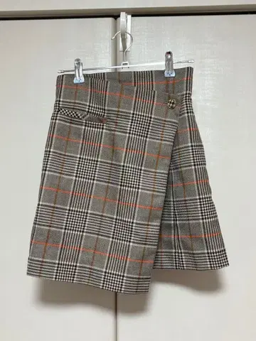 SNIDEL 체크 무늬 미니 스커트