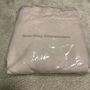 Nissy 프리미엄석 혜택 후드티