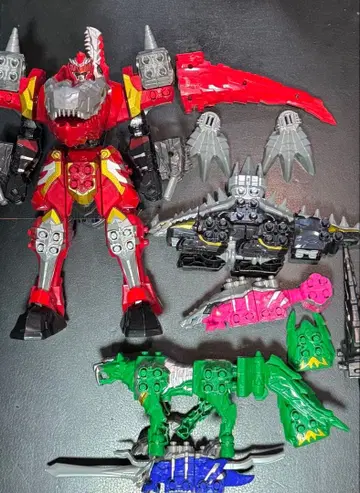 기사룡전대 류소우저 용장합체 DX 키시류오 파이브 나이츠 세트