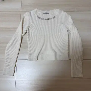 질 바이 질 스튜어트 니트