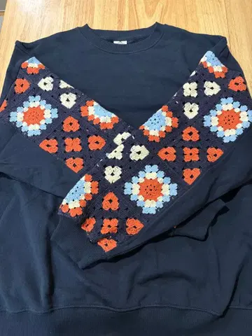 미사용 새상품 니코앤드 크로셰 콤비 풀오버 다크 블루