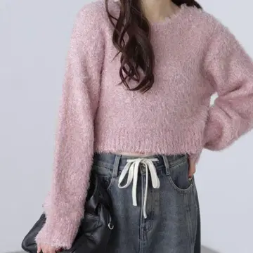 [ 새상품 ] 숏 기장 라메 페더 풀오버 니트 스웨터