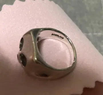 플래시 포인트 헬스장 스컬 반지