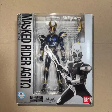 S.H.Figuarts 가면라이더 아기토 스톰 폼