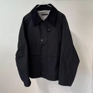 유니클로 유틸리티 숏 블루종 M 사이즈