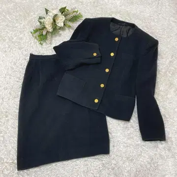 새상품급 로페 셋업 스커트 노카라 캐시미어 혼방 골드 버튼 블랙