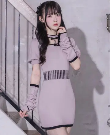 pium 하운드투스 체크 비쥬 초커 니트 원피스 암워머 세트