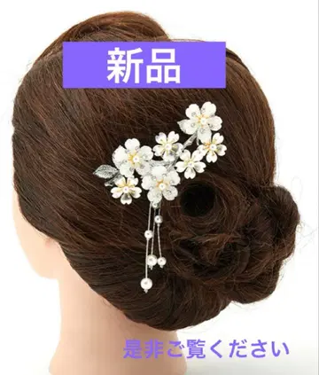 헤어콤, 꽃 모티브 헤어 액세서리