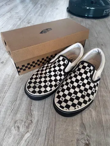 [ VANS x 스탠다드 캘리포니아 한정품 ] 체커 패턴 슬립온