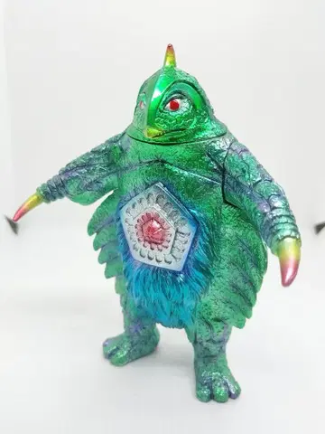 울트라맨 소프트 비닐 베무스타 리페인트