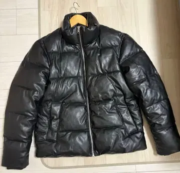 ZARA 인조 가죽 퍼프 자켓 블랙
