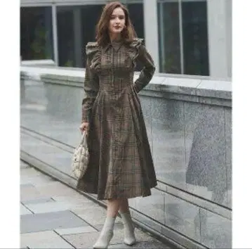 라메 체크 프릴 원피스 앙데팡당