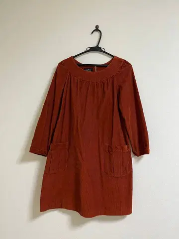 새상품급 A.P.C. 브라운 7부 소매 원피스
