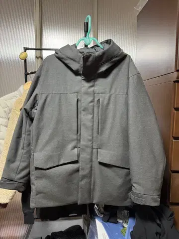 유니클로 하이브리드 다운 파카