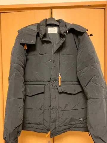 BAYFLOW 블랙 다운 자켓