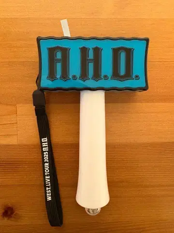 WEST. A.H.O. 응원봉 스트랩 포함