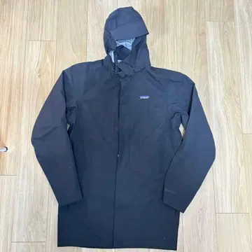 파타고니아 남성용 시티 스톰 레인 후드티 M 사이즈 GORE-TEX