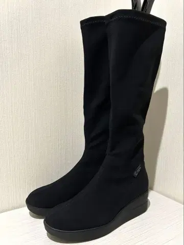 새상품급 루코라인 아질레 롱 부츠 36 23cm