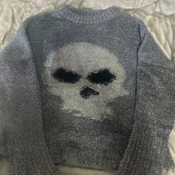 ERL 스컬 디자인 그레이 스웨터