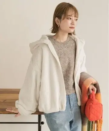 ad thie 애드티에 후드 부착 퍼 블루종